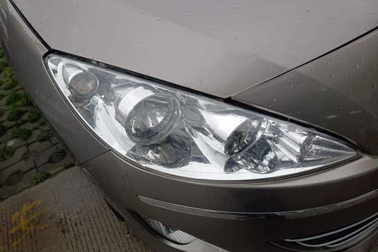 Used Peugeot 408 2011 2.0L Automatic Comfort Edition Right Front Headlight