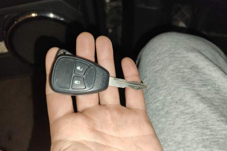 Used Jeep Compass 2013 2.4L four-wheel-drive sport version
