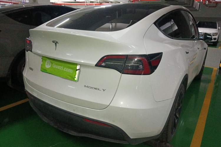Used Tesla Model Y 2022 Rear-Wheel-Drive Version
