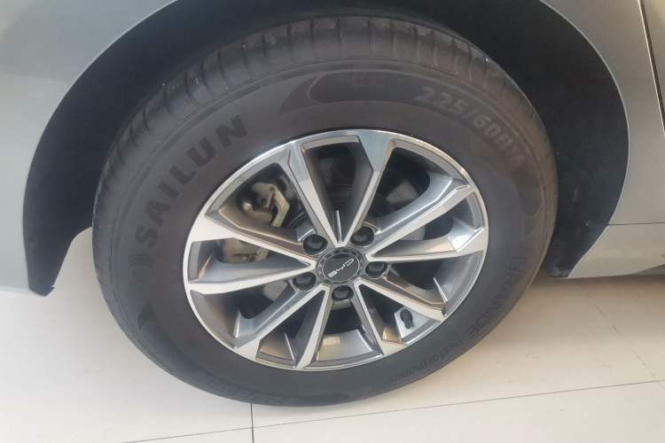 Used BYD Destroyer 05 2024 HONOR Edition DM-i 55KM Luxury Model
