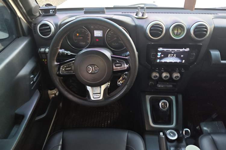 Used BAIC Off-Road BJ40 2016 2.0T Manual Four-Wheel Drive Prestige Edition