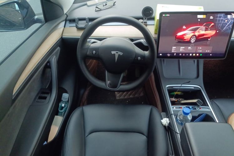 Used Tesla Model Y 2022 Rear-Wheel-Drive Version