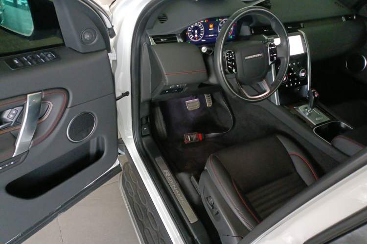 Used Land Rover Discovery Sport 2021 249 PS R-Dynamic SE Performance Tech Edition 5 Seats
