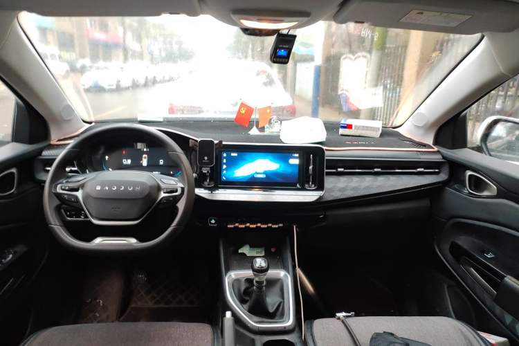 Used Baojun RM-5 2019 1.5T Manual Elite Version with 24-Hour Online Service 7 Seats