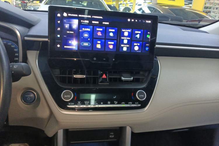 Used Toyota FRONTLANDER 2023 2.0L Smart Electric Hybrid Dual-Engine Deluxe Version