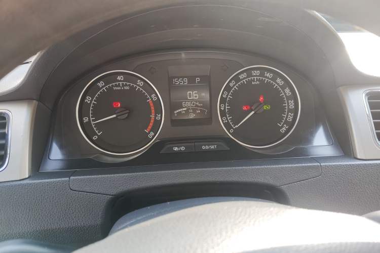 Used Skoda Rapid Spaceback 2016 Revised 1.6L Automatic Chuanxing Version