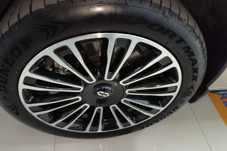 Used Hima AITO M7 2024 1.5T Intelligent Driving 4WD Ultra Version 6 Seats