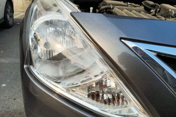 Used Nissan Sunny 2015 1.5XE CVT Comfort Edition Right Front Headlight