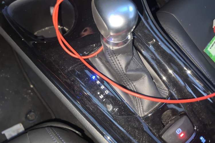 Used Toyota C-HR 2020 2.0L Leading Edition Gear Lever