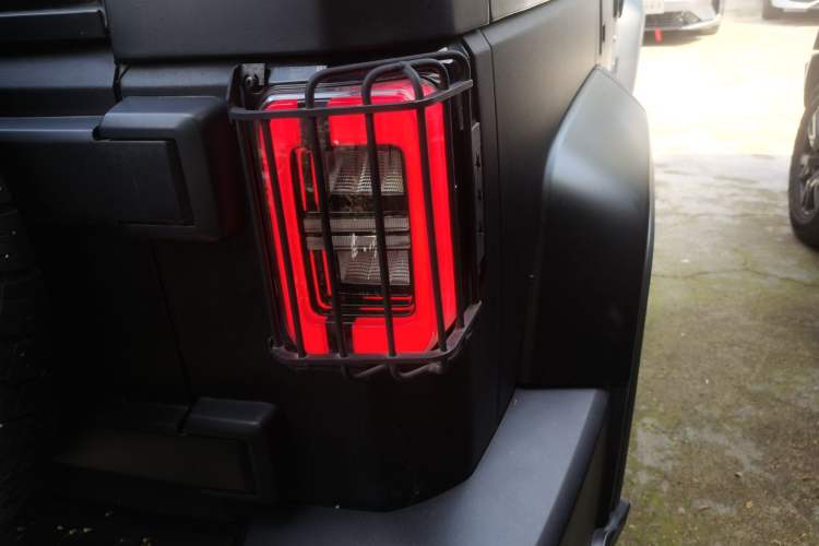 Used BAIC Off-Road BJ40 2023 2.0D Automatic Four-Wheel Drive Blade Hero Edition Adventurer Type Exterior 3