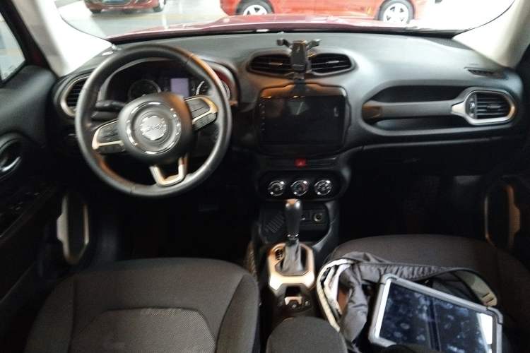 Used Jeep Renegade 2016 1.4T Automatic Kinetic Edition