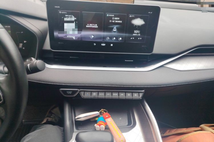 Used Geely Auto Preface 2021 2.0TD Luxury Version Audio And AC Panel