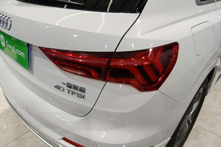 Used Audi Q3 2022 40 TFSI Fashion Dynamic Model