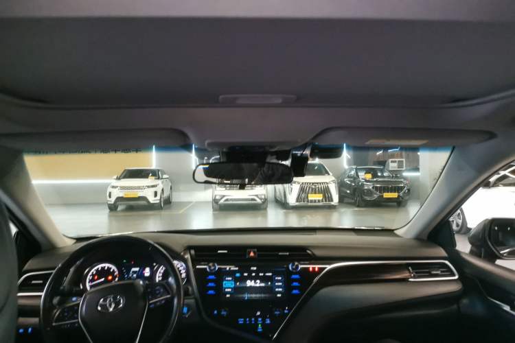 Used Toyota Camry 2019 2.0G Luxury Edition China VI Standard