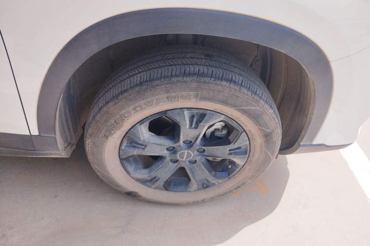 Used Radar King Kong 2025 430 km Two-Wheel Drive Long Bed – Lucky King Right Rear Wheel Hub