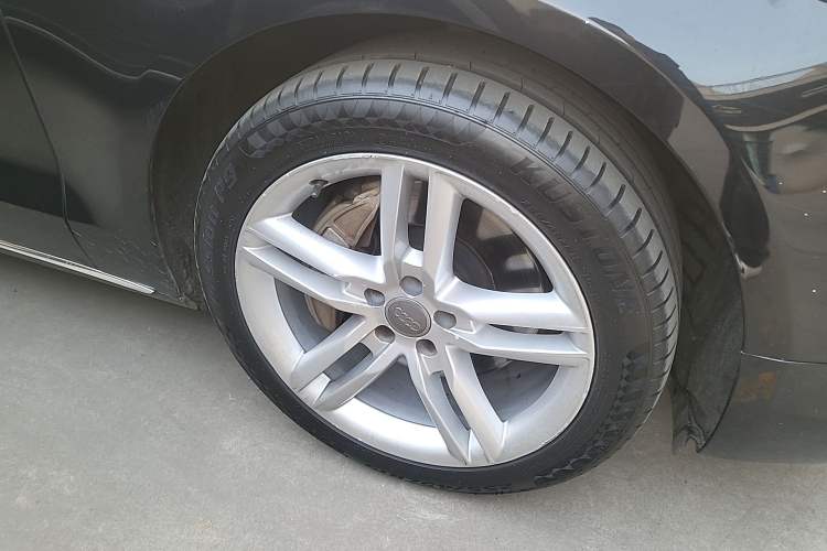 Used Audi A8 2013 A8L 30 FSI Comfort Model