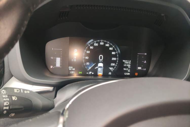 Used Volvo XC60 2019 T5 4x4 Smart Edition China V Standard Instrument Cluster