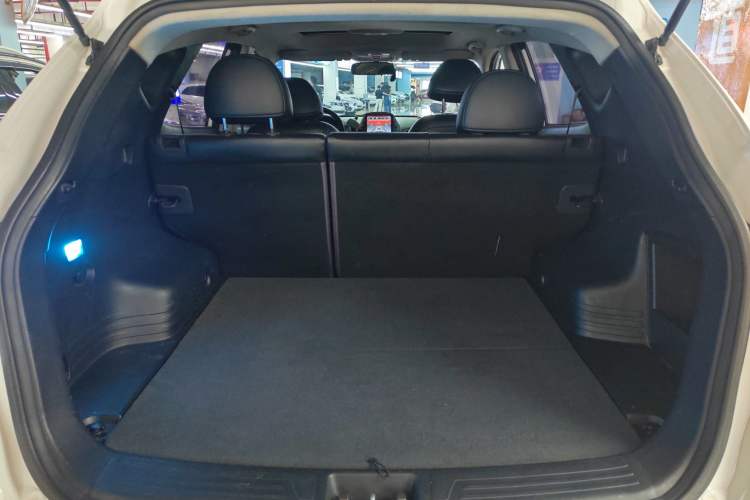 Used Hyundai ix35 2015 2.0L Automatic 2WD Smart Version China V Standard