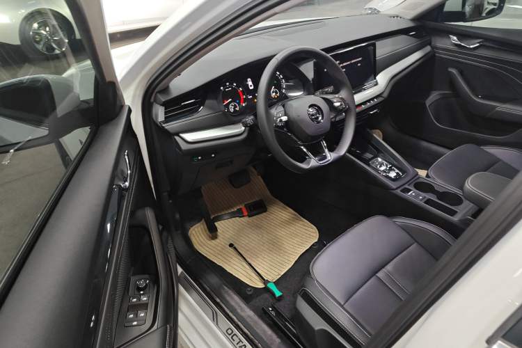 Used Skoda Octavia 2023 Facelifted PRO TSI280 Prestige Edition