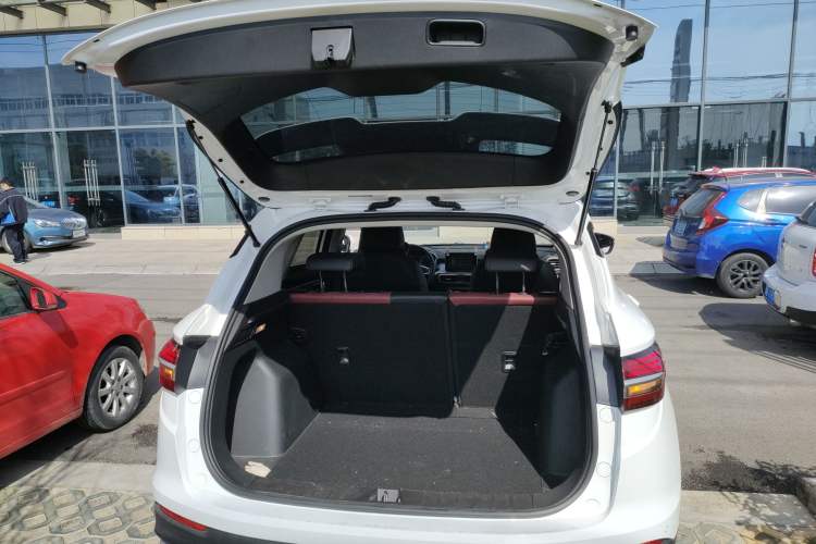 Used Geely Auto Coolray 2020 Facelift 240T DCT Hunter
