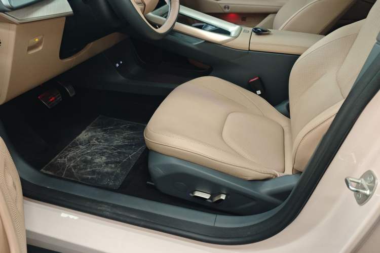 Used ARCFOX Alpha S5 2024 708MAX 200kW