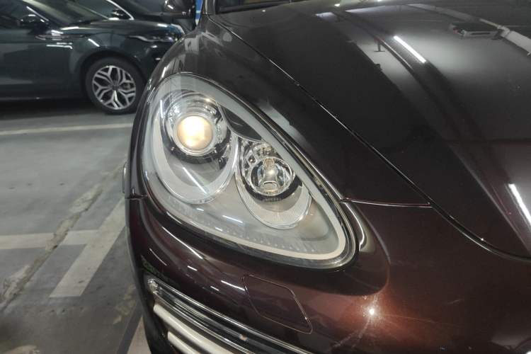 Used Porsche Cayenne 2014 Cayenne Platinum Edition 3.0T