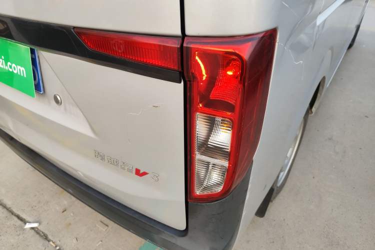 Used Kuayue Kuayue Xing V3 2023 1.5L Gasoline Comfort Model 7-Seater Passenger Vehicle
