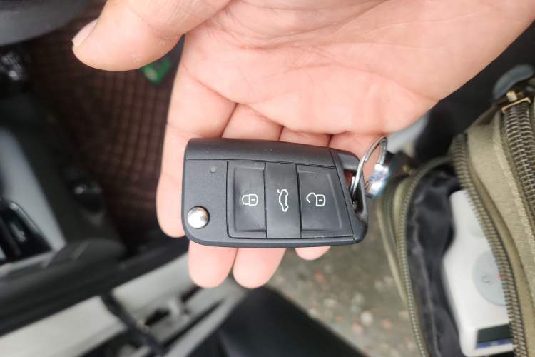 Used Skoda Karoq 2020 TSI280 Luxury Smart Edition China VI Standard Interior 1