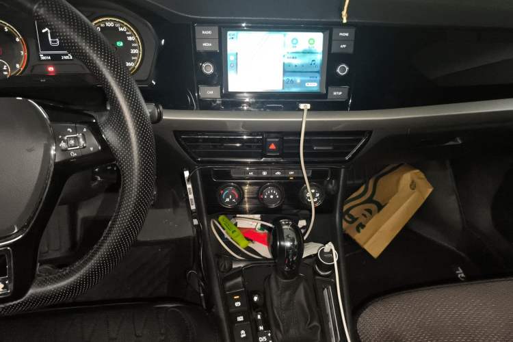 Used Volkswagen Lavida 2019 280TSI DSG Comfort Edition China VI standard Audio And AC Panel