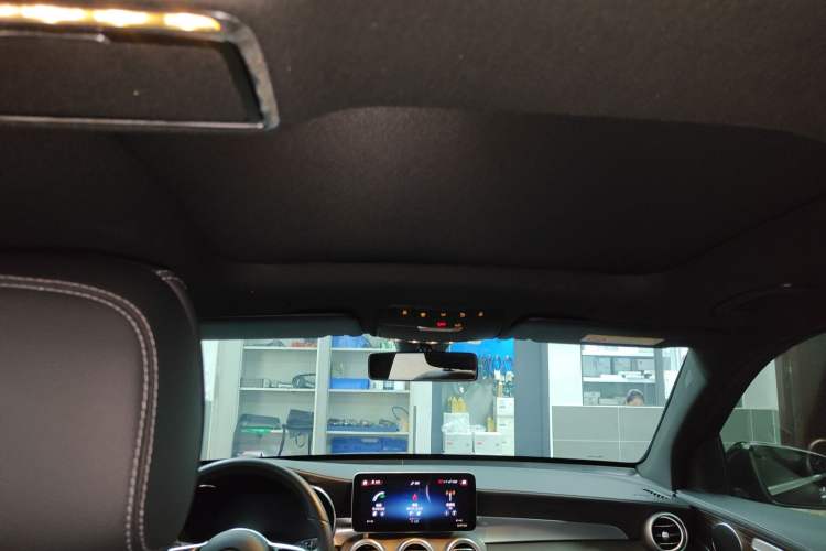 Used Mercedes-Benz GLC 2020 Facelift GLC 260 L 4MATIC Luxury Edition Headliner