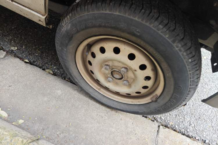 Used Wuling Zhiguang 2015 1.2L Practical LS-I Model