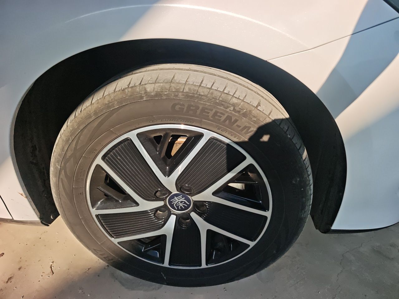 BYD Qin L 2024 DM-i 120KM Beyond Model — снимка 8