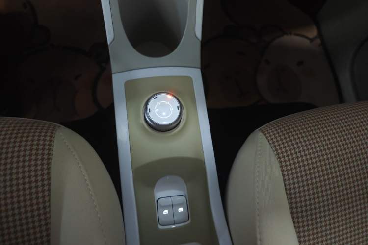 Used Wuling Hongguang MINIEV 2024 3rd Generation 215km Youth Edition Gear Lever