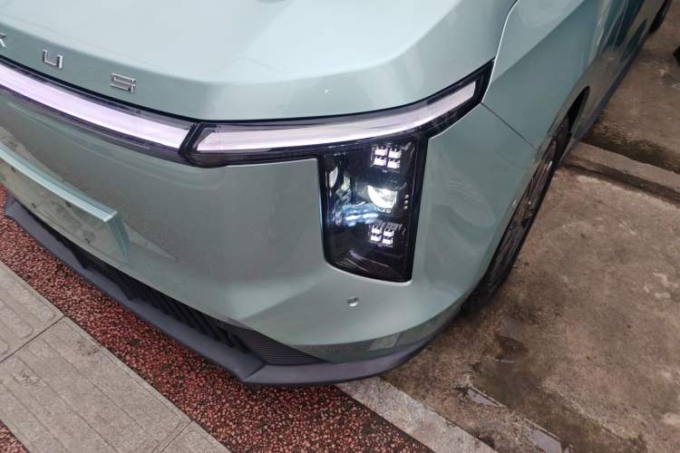 Used SAIC MAXUS Dajia 7 2023 – Alpine 7-Seater Version