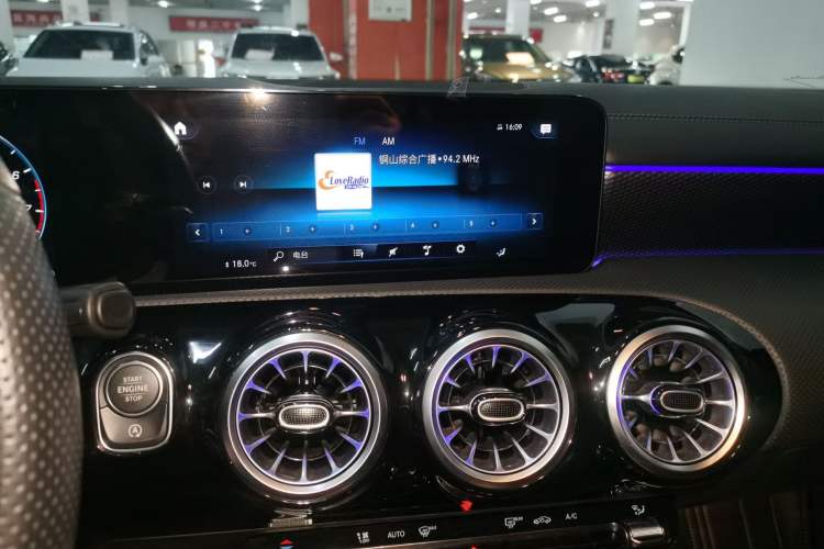 Used Mercedes-Benz A-Class 2022 Restyled A 200 L Sport Sedan Fashion Version Audio And AC Panel