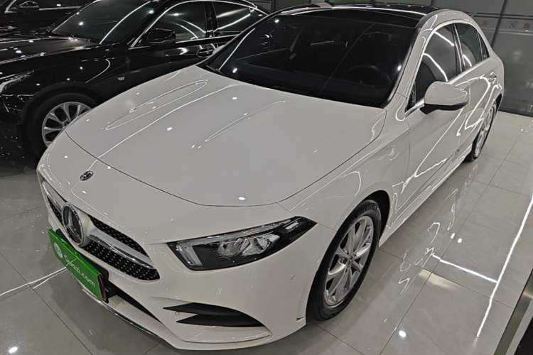 Used Mercedes-Benz A-Class 2020 Restyled A 200 L Sport Sedan Fashion Version Guazi used car, China used car export, Used car for sale, Used  cars, Cheapest cars for sale