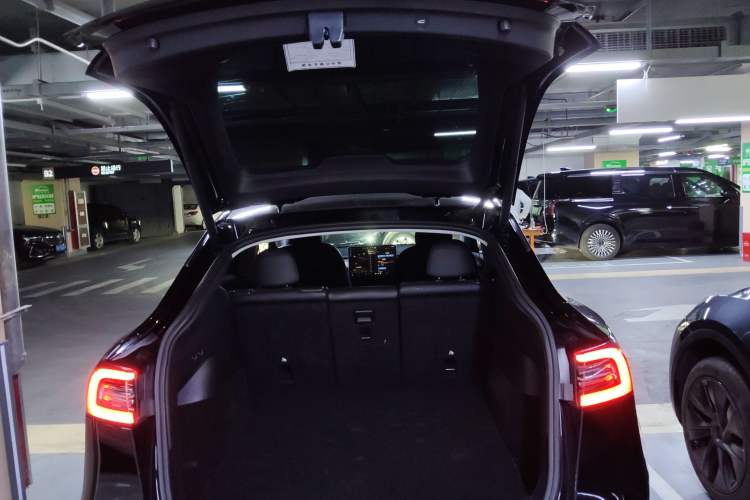 Used Tesla Model Y 2021 Standard Range Rear-Wheel Drive Version