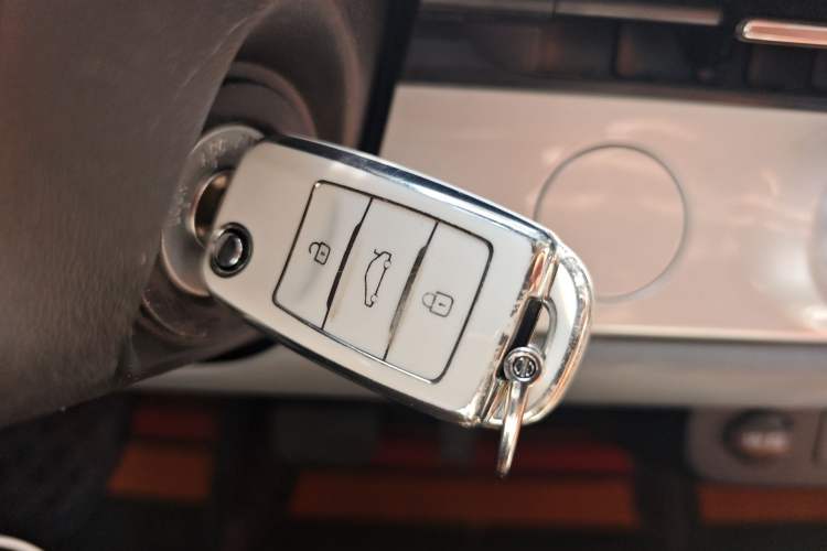 Used CHANGAN NEVO Lumin 2023 205km Xiangqin Version Vehicle Key