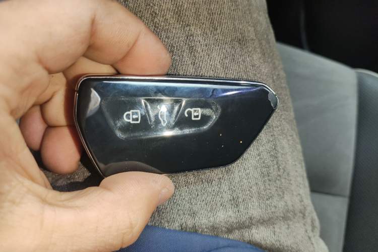 Used Volkswagen Golf 2023 Facelift 280TSI DSG R-Line Lite
