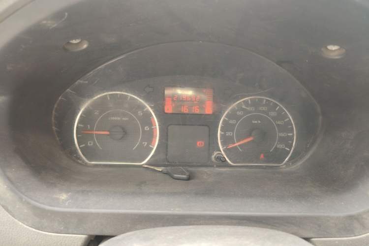 Used Wuling Rongguang V 2016 1.2L Practical Version
