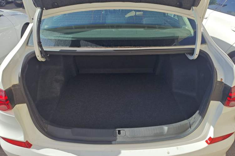 Used Chevrolet Monza 2022 320 Automatic Enjoyment Sunroof Version
