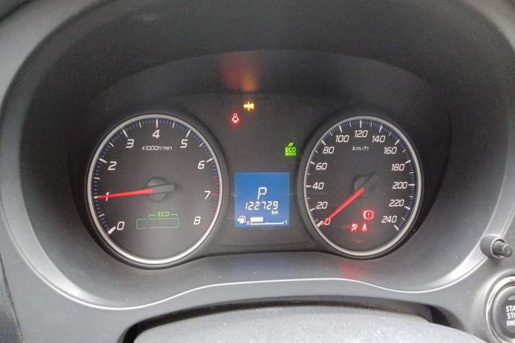 Used Mitsubishi Outlander 2018 2.0L Two-Wheel Drive Glory Edition 5 Seats Instrument Cluster