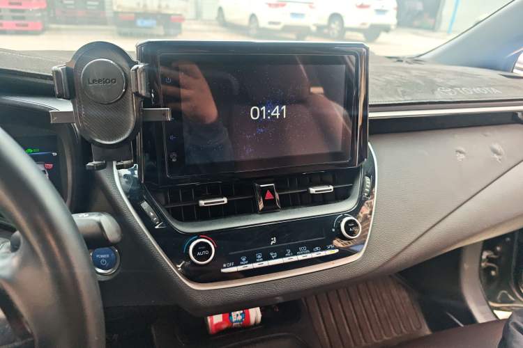 Used Toyota Levin 2021 Dual-Engine 1.8H E-CVT Luxury Edition Audio And AC Panel