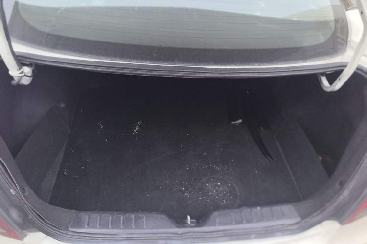 Used GAC Trumpchi GA3S Vision 2014 1.6L Automatic Luxury ESP Version Trunk