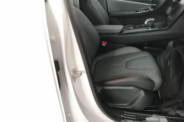 Used Geely Auto Emgrand X7 Sport 2024 1.5TD Dragon Edition