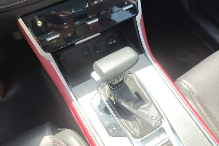 Used CHANGAN CS75 2022 Blue Whale Edition 1.5T DCT Prestige Model
