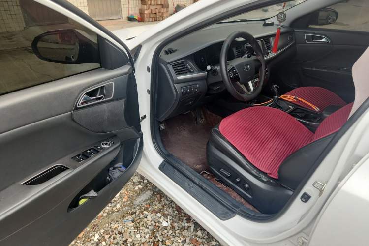 Used Hyundai Mistra 2019 1.8L Automatic Smart GLS Commemorative Model China VI Standard Driver Seat