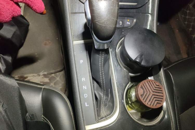 Used Buick Verano 2017 Sedan 20T Dual-Clutch Elite Model
