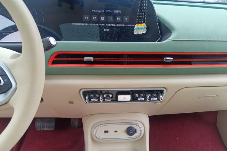 Used ORA Good Cat 2023 401 km Standard Range Premium Version Lithium Iron Phosphate Audio And AC Panel