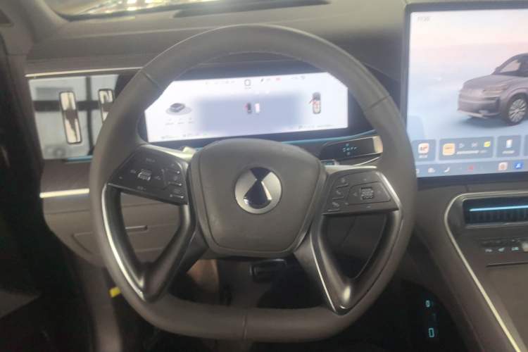 Used Denza N9 2025 Prestige Version